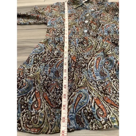 Simply Noelle S/M 8-10 Blouse Flowy bottom, button accents long sleeve Paisley - Picture 3 of 12